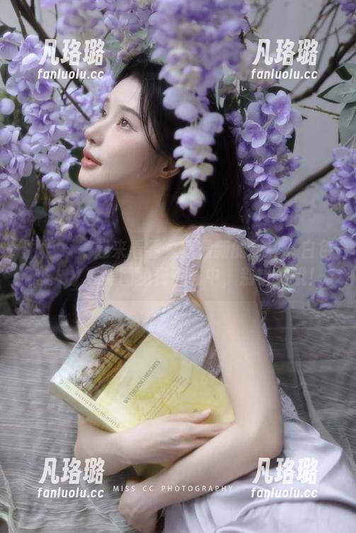 丽柜-兔子 丽柜 - 一起来看看兔子最新的写真《白色恋人》,美图免费下载中,别错过哦!