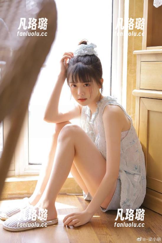 丽柜-小璐璐 丽柜 - 小璐璐女友高清写真震撼来袭,超好下载,转发给你最好的朋友们!