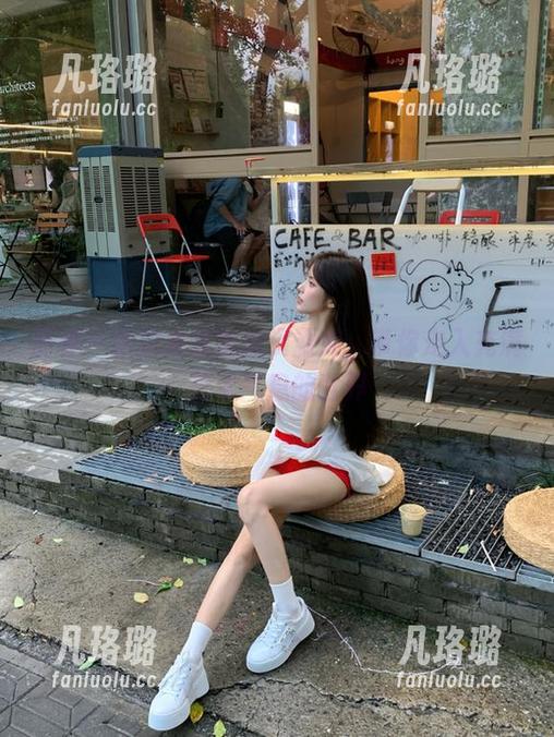 丽柜 - 尔尔盛宴高清资源库，带你走入充满艺术气息的世界