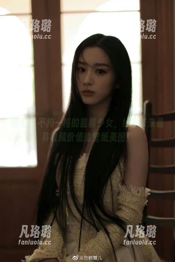 丽柜-甜甜 丽柜 - 不拘一格的甜甜少女,给你带来最具收藏价值的壁纸美图!
