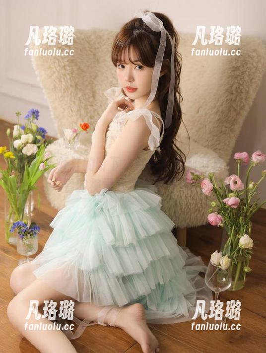 丽柜-轩轩 丽柜 - 轩轩的阶下木兰私人定制写真,必看的视觉盛宴套图合集!