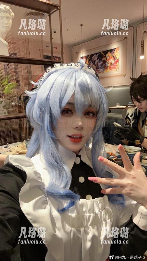 在线阅读！“九言从不咕咕”的白色体操服写真图片，萌化你的心！