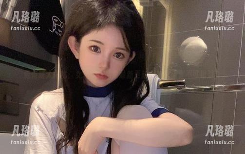 倦倦喵大揭秘：女同事作品集最新更新，视觉盛宴不可错过！