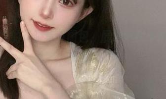 邂逅倦倦喵的长腿写真图包，展现她在镜头前的无限风采，快来欣赏吧！
