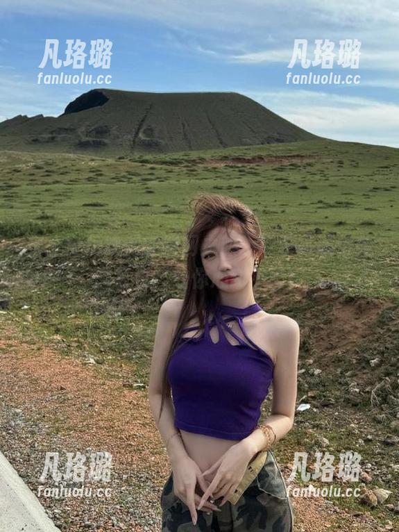 踏上兔玩映画的黑网之旅，尽享高颜值美图写真，让你心动不已！