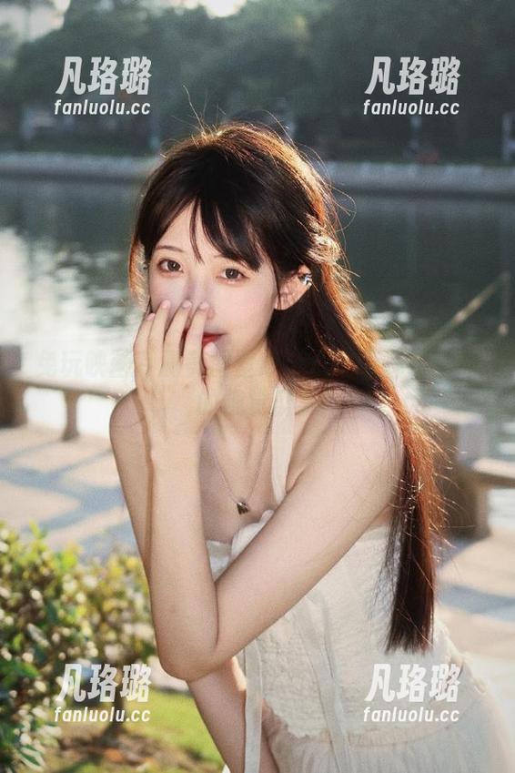 兔玩映画 兔玩映画专属美图壁纸:白色死库水带来的视觉盛宴