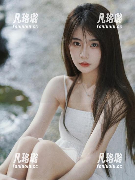 无人名最新力作《黑桃》：探索摄影艺术的无限可能与创意