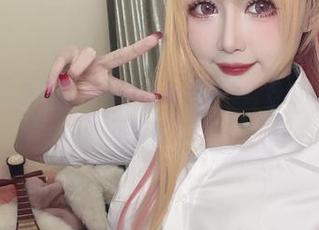 原图来袭，兔胖胖min以瑜伽历史为背景的高清照片，不容错过！