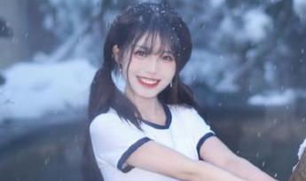 初夏女神 – 点点写真带你欣赏最新美图更新：漏网之鱼的优雅之旅