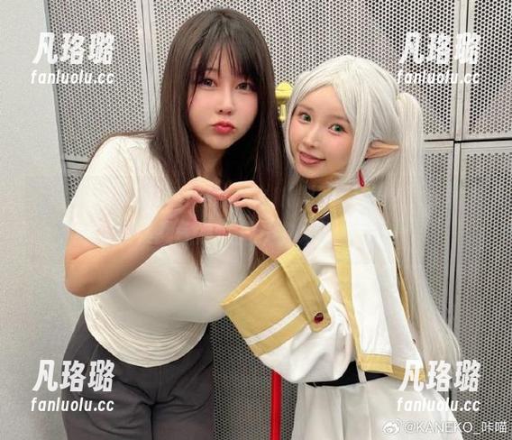 一起探索咔喵KANEKO的JK制服COS世界，满满的少女气息照片让你爱不释手～