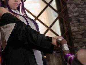 精选图片集：跟随咬人小小兔的套装，探寻那些让人心动的美丽瞬间吧！