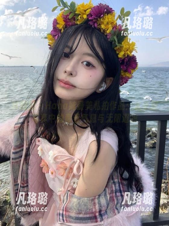 嗲囡囡-Hana妹 嗲囡囡 - Hana妹最美私拍作品:水手服写真中的青春气息与无限遐想