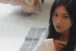 头条女神 – 在白一晗的办公室里，私房作品让人心动，究竟有多少惊喜等着你？