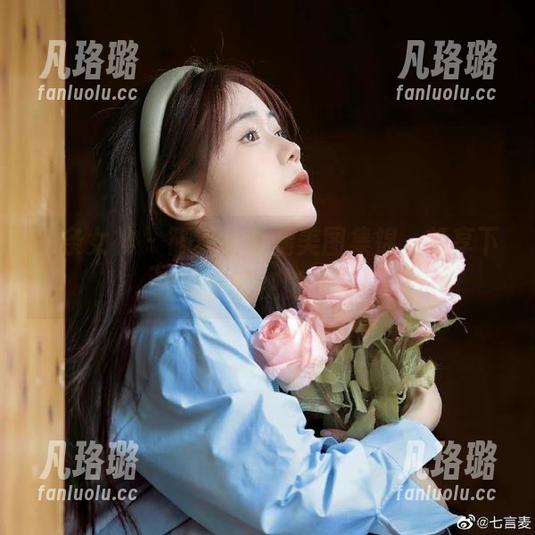 头条女神-筱溪 头条女神 - 筱溪的长腿美图集锦,畅享下载带来的视觉盛宴!