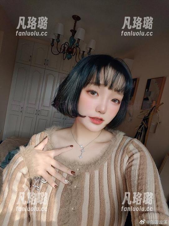 奶桃桃的居家写意：展示原图和设计感十足的图册