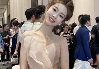 妖精视觉 – 小雪最新力作：赏析妹妹写真全集，收录超清原图