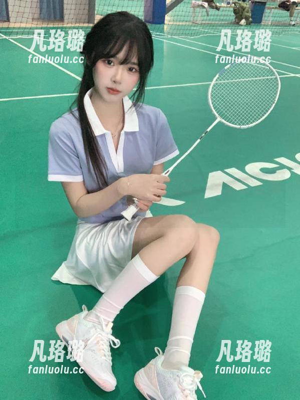妖精视觉 - 蝴蝶小师妹超市：记录芸芸私拍中的优雅与魅力