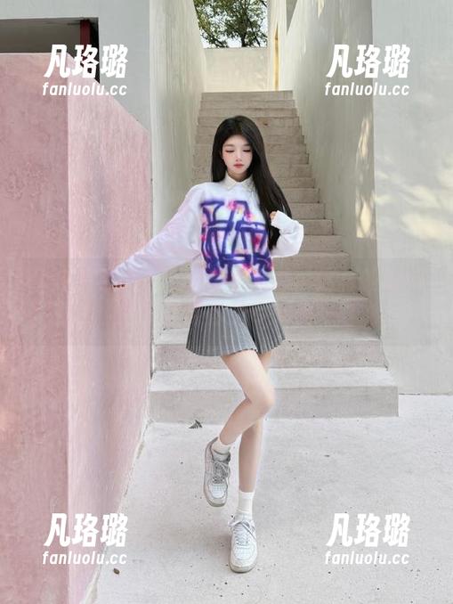 学妹加速跑-紫婷 学妹加速跑 - 网盘美图合集:这样的紫婷很美,快来找寻你的专属美好时刻!
