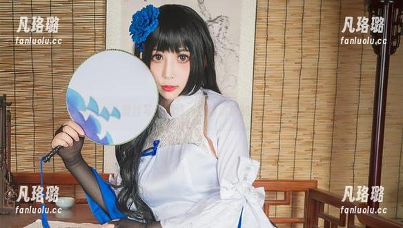 小酥酱女仆黑丝写真精选：巧妙编织的诱人丝袜梦想合集