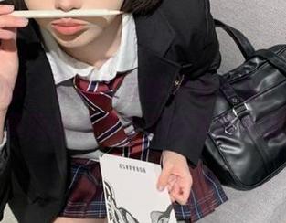 少女秩序 – 乐栀浴室的温暖时刻：最萌图片合集陪你感受岁月的惬意与悠然！