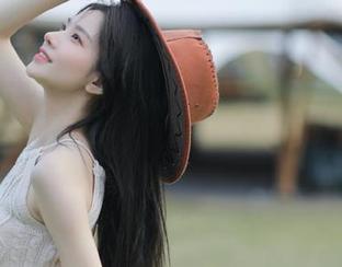 少女秩序 – 独特的“小鱼日常”合集，网盘下载让你一网打尽她的魅力！
