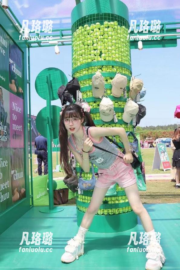 少女秩序-鹿可 少女秩序 - 鹿可带来清新吊带美图集,让图中每一帧都勾勒你的少女梦!