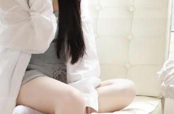尤果网 – 不怕被吐槽，含含新更新白丝写真集，教你如何在甜美与妩媚间游刃有余！