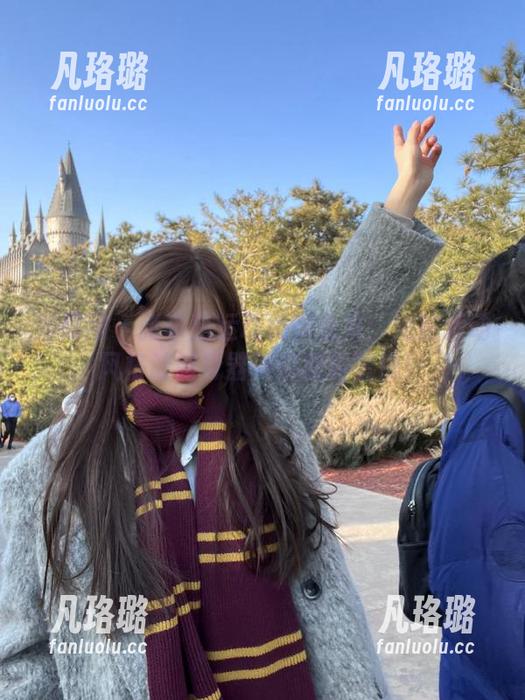 尤果网 - 张辛苑运动美图合集：她的运动风格让健身器械都感到羞愧！