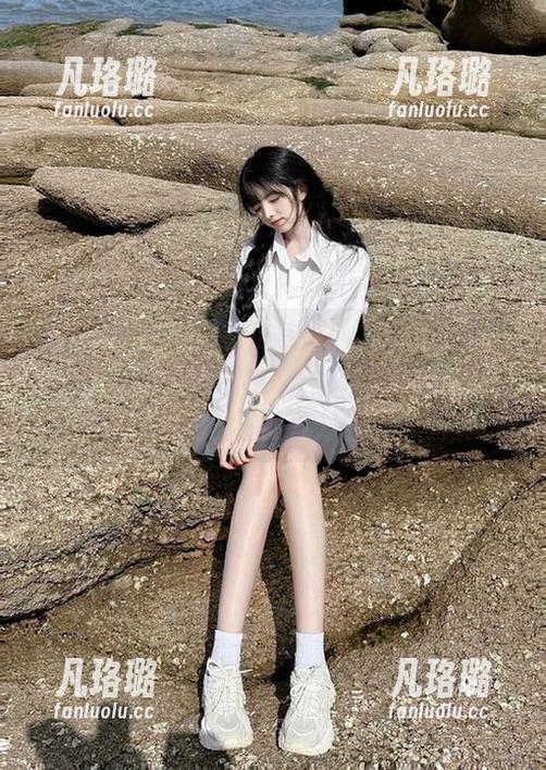 尤果网 - 在无圣光的映衬下，涉谷由里的作品如女神降临人间，每一帧都传递着无与伦比的美丽与力量。