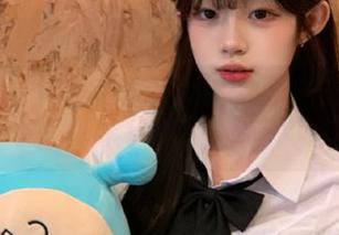 尤果网 – 超值免费！莉恩教你如何穿礼服，尽享美图摄影的魅力！