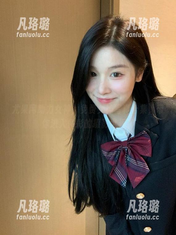 尤果网助力女神，免费女神写真合集，带你进入多彩的摄影世界！