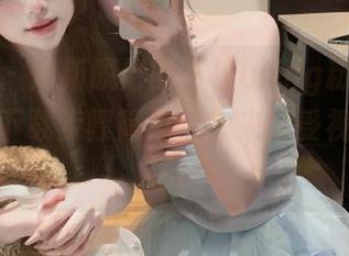 尤蜜荟 – 清新脱俗的不柠bling粉色写真,网盘下载步骤简单,快来享受视觉盛宴吧!