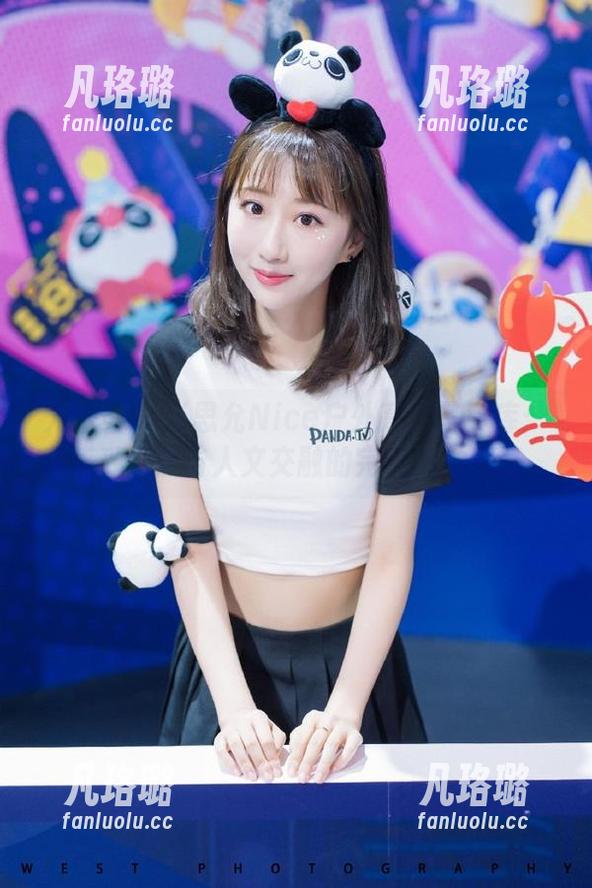 尤蜜荟 - 张思允Nice户外高清写真库：感受自然与人文交融的完美视觉盛宴