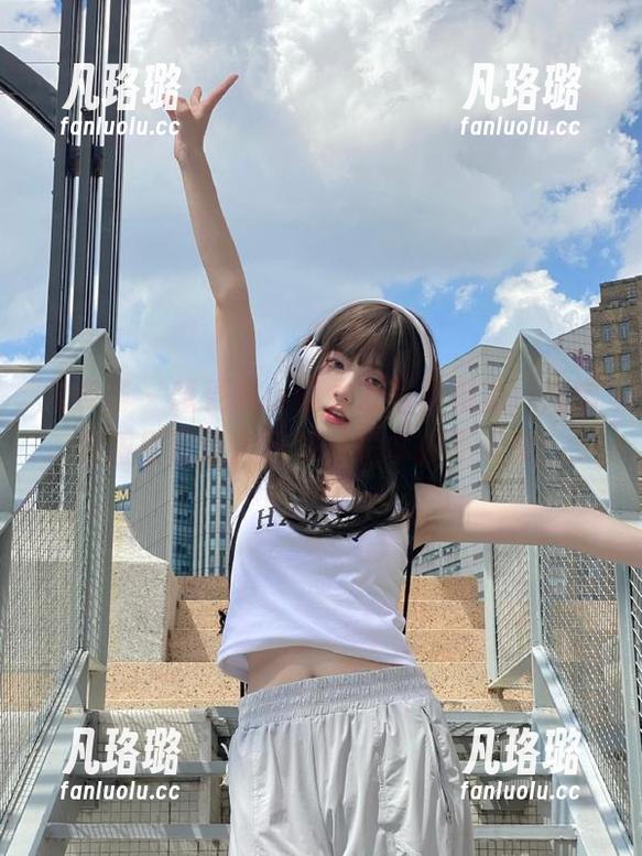 尤蜜荟 - 感受熊小诺女友写真魔力，高清套图呈现迷人风采，根本停不下来！