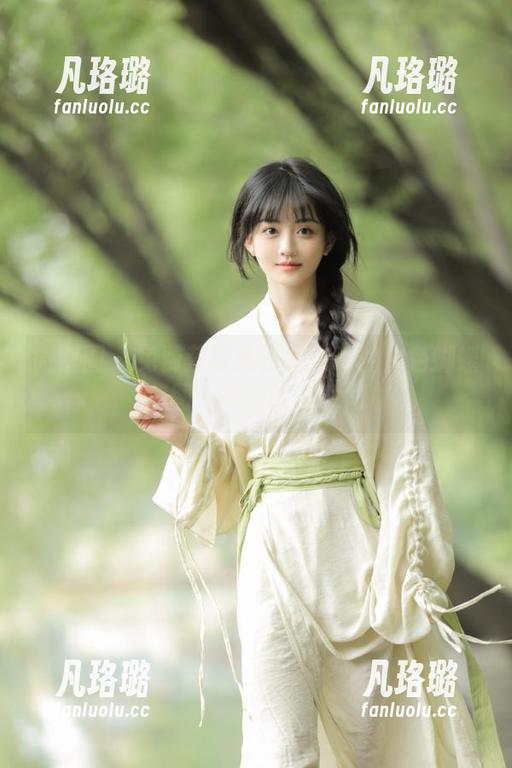 就是阿朱啊 微密圈 - 免费获取就是阿朱啊的白色蝴蝶美图,感受唯美瞬间