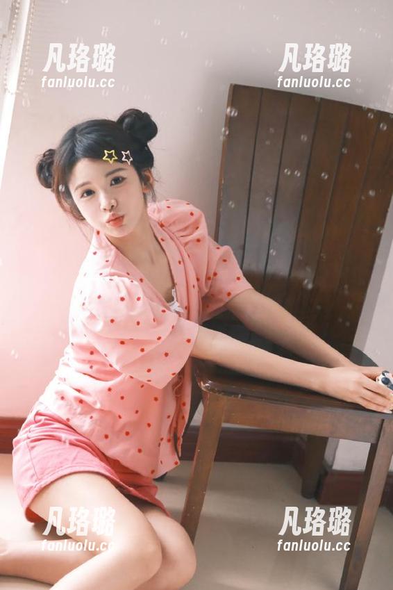 屿鱼yukako 屿鱼yukako的兔女郎图集精选,带你领略蔚蓝档案里的夏日风情