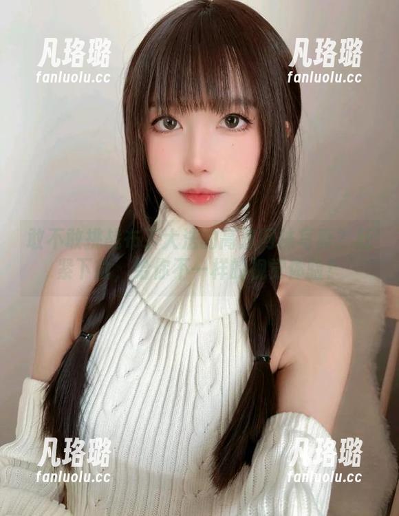 敢不敢挑战布丁大法的高清网袜写真？赶紧下载，给你不一样的视觉体验！