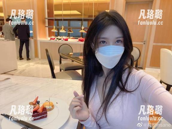 抖娘利世 黑丝风情万种,抖娘利世私拍套图绝对不容错过