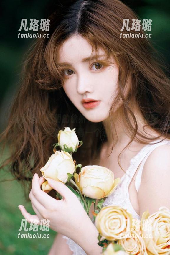推女神 - 透明的徐妍馨Mandy私拍套图，细腻捕捉每一个动人瞬间