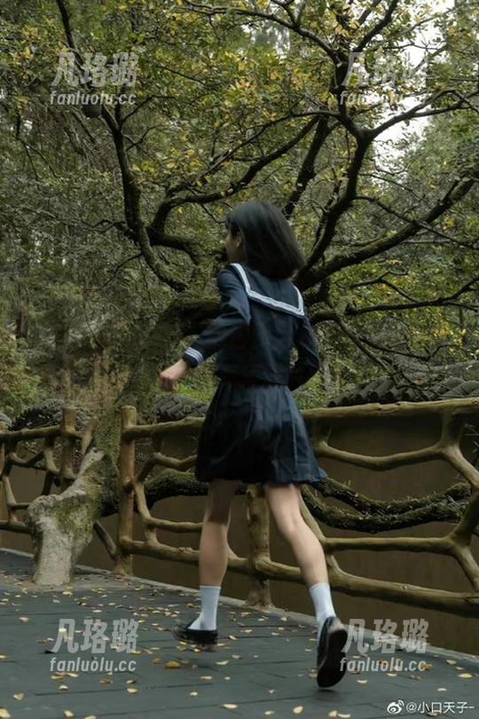 跟随普美(bomi)的脚步，分享她旅拍中的每一张绝美图片！
