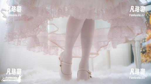 木花琳琳是勇者 千姿百态的木花琳琳是勇者:高清写真展现“恶魔新娘02剧情版”的魅力