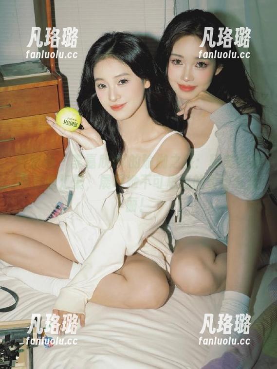 微密圈 - 李嘉欣97的瑜伽之旅：精美图册与原图汇聚，展现她不可思议的柔韧与美丽！