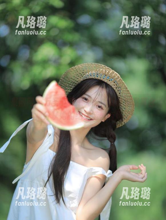 果团网 - 万圣节灵感无限，莫雅淇写真合集分享她的绝美造型与风格