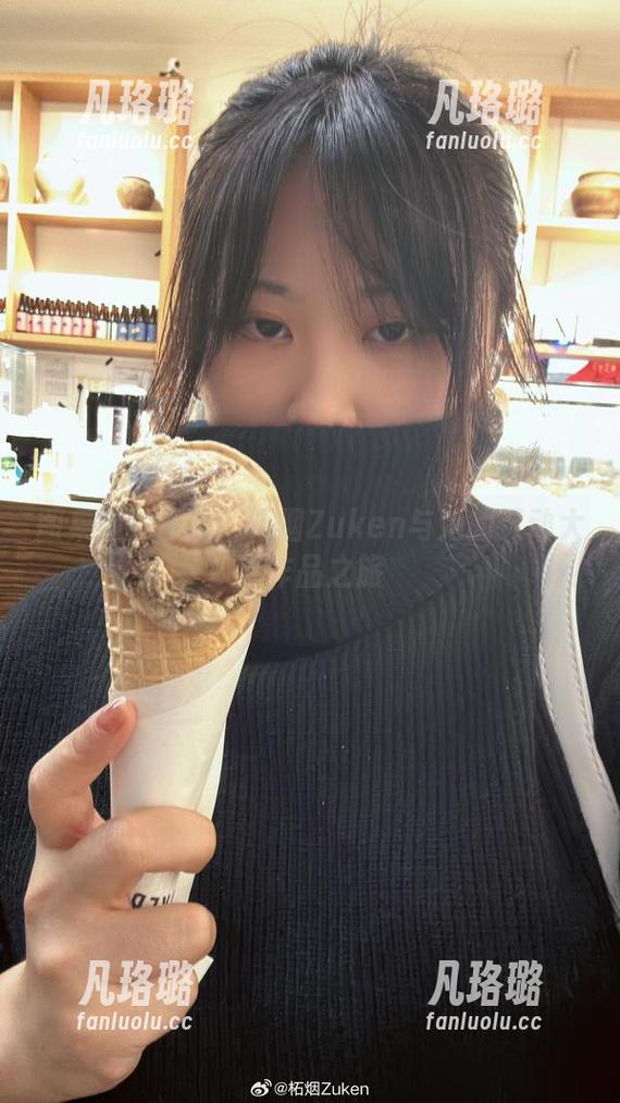 柘烟Zuken 图集中的奇迹!柘烟Zuken与她的灵动大狗作品之旅