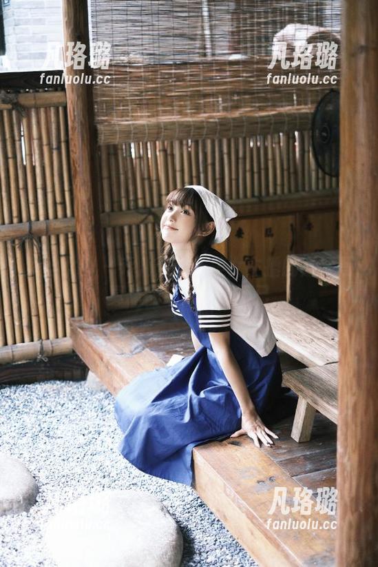 梦丝女神-乔儿 梦丝女神 - 乔儿:这位美女主播的高清写真作品让人心动不已