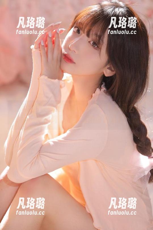 森萝财团 森萝财团在线呈现动人黑白少女写真合集,让你陶醉在梦幻的时光里!