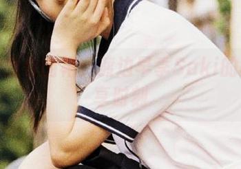 无尽创意与围裙：渡边早季Saki的写真分享时刻