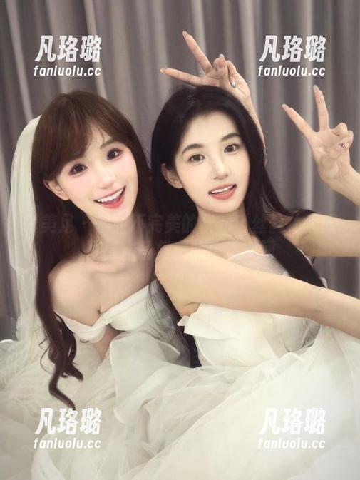爱美足-丝丝 爱美足 - 暴露不完美的优雅:丝丝体操服写真作品集里的自嘲瞬间