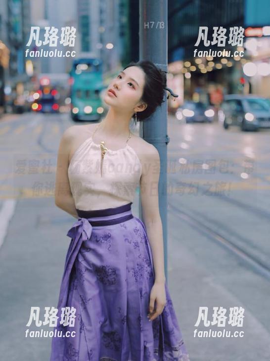 爱蜜社-杨紫嫣candy 爱蜜社 - 杨紫嫣candy圣诞私房图包:带你逃离现实,探索节日的奇幻之旅!