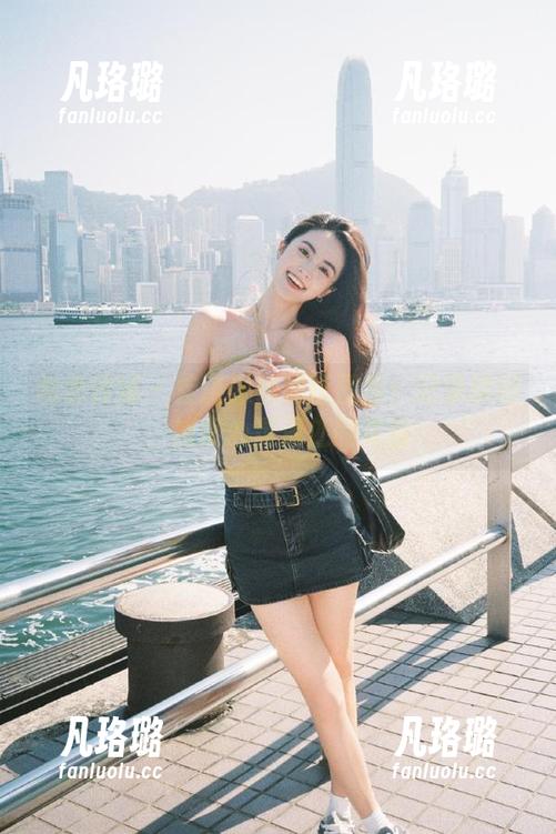 物恋传媒-佳琪 物恋传媒 - 佳琪深情如画图包:记录瞬间,捕捉心灵深处的美丽